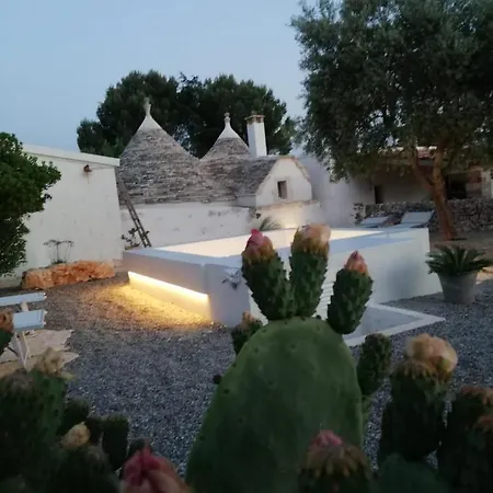 Podere Trullo La Pergola بيت ضيافة